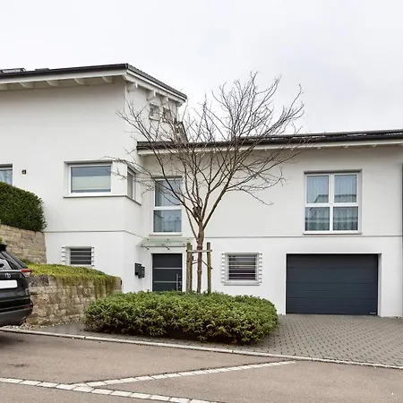 Apartment Haus Unterm Hohenstoffel Hilzingen